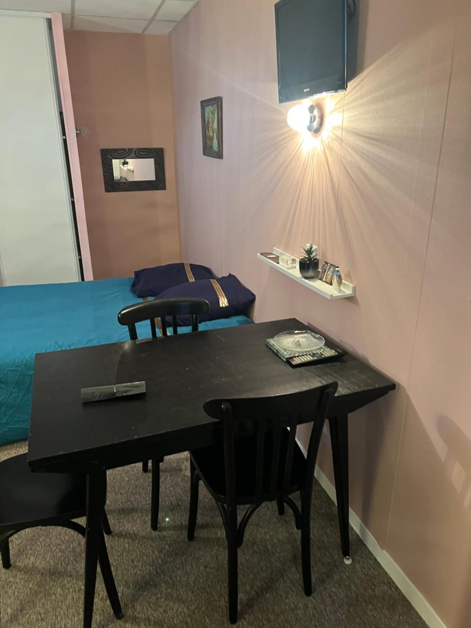 Residence Sainte Therese - La Villa Selva Lourdes Bagian luar foto