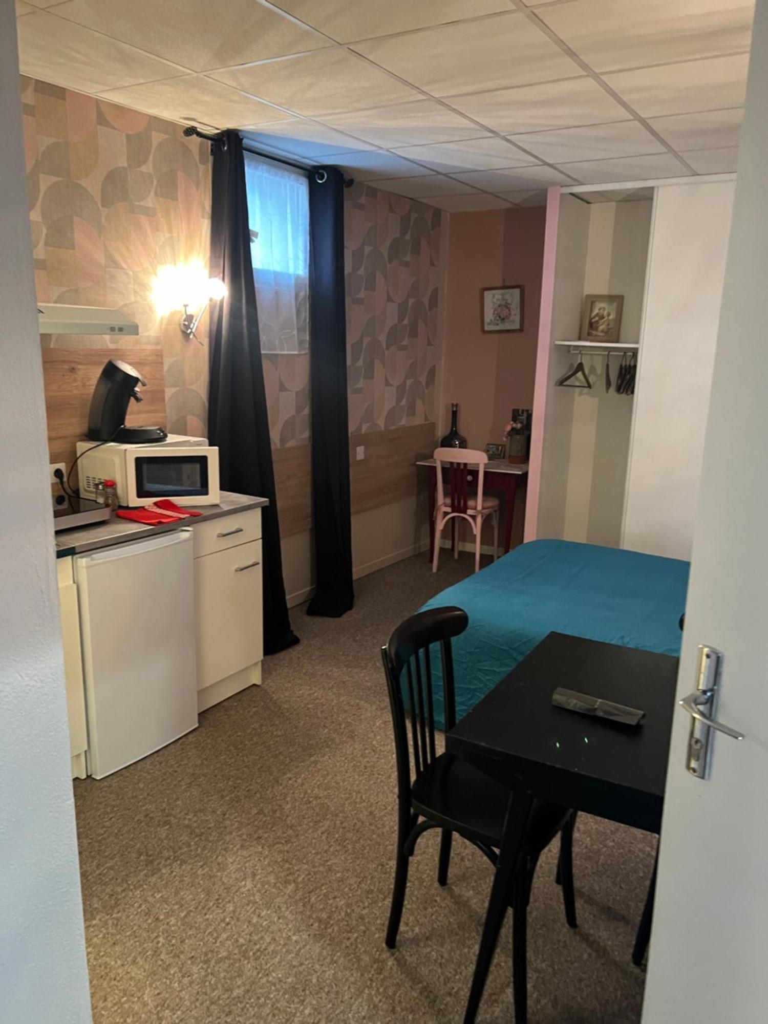 Residence Sainte Therese - La Villa Selva Lourdes Bagian luar foto