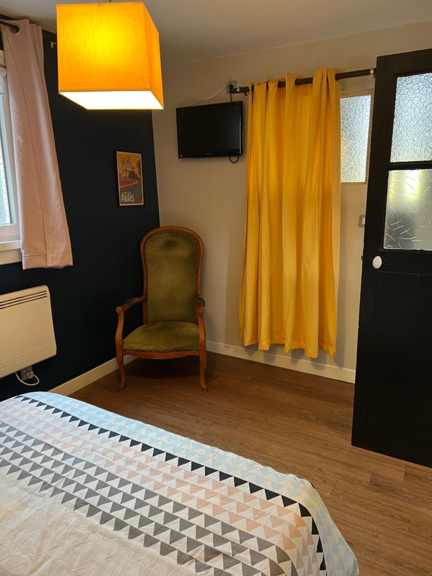 Residence Sainte Therese - La Villa Selva Lourdes Bagian luar foto