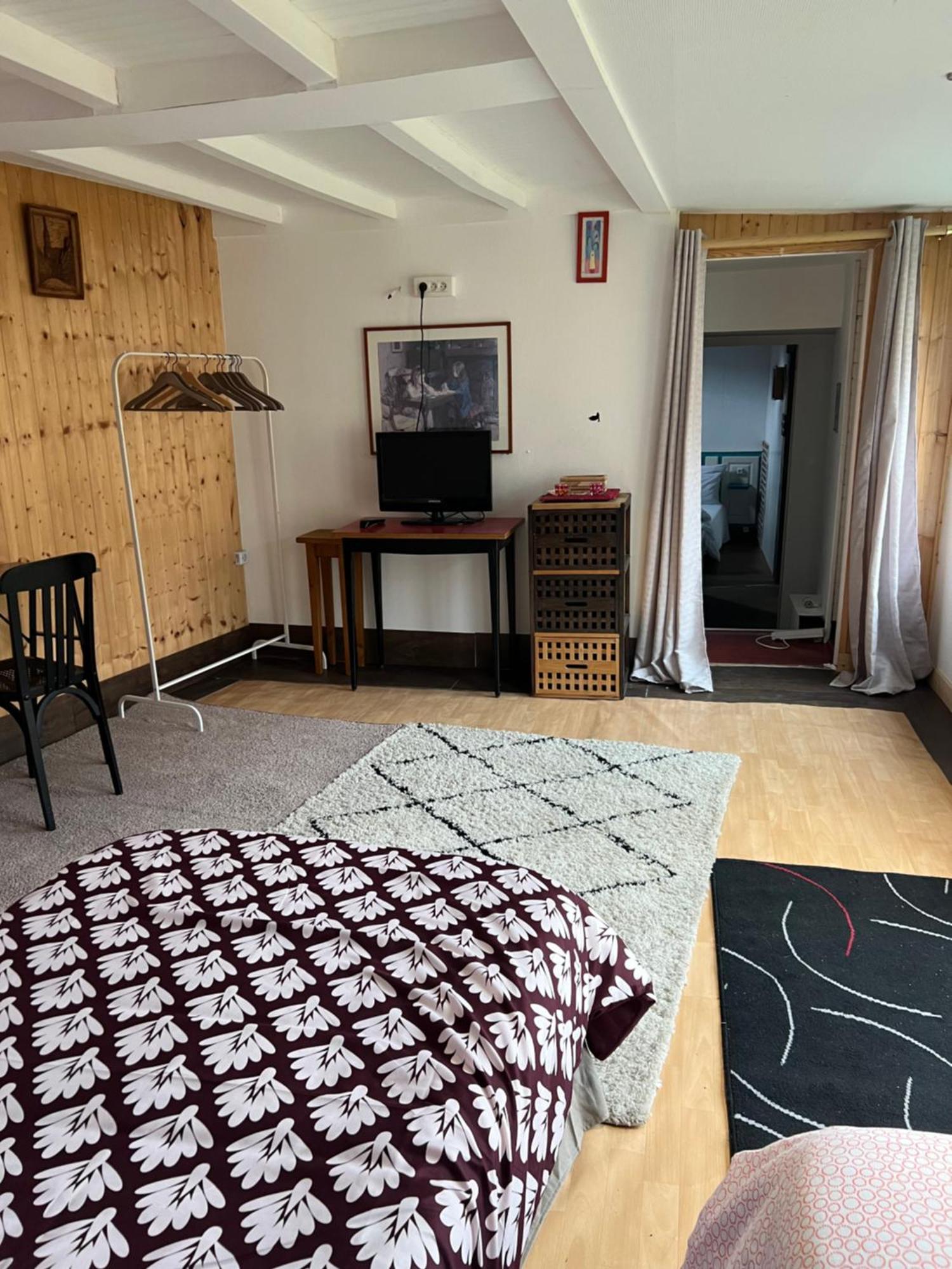 Residence Sainte Therese - La Villa Selva Lourdes Bagian luar foto