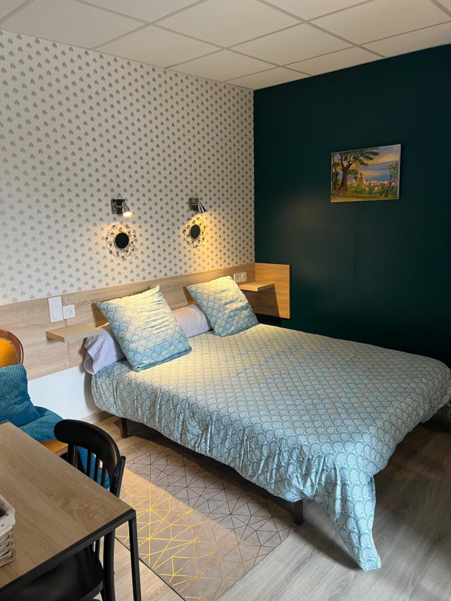 Residence Sainte Therese - La Villa Selva Lourdes Bagian luar foto